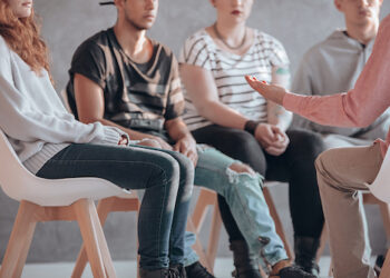 New Study Looks At The Effectiveness Of Youth Social Prescribing While Waiting For Treatment